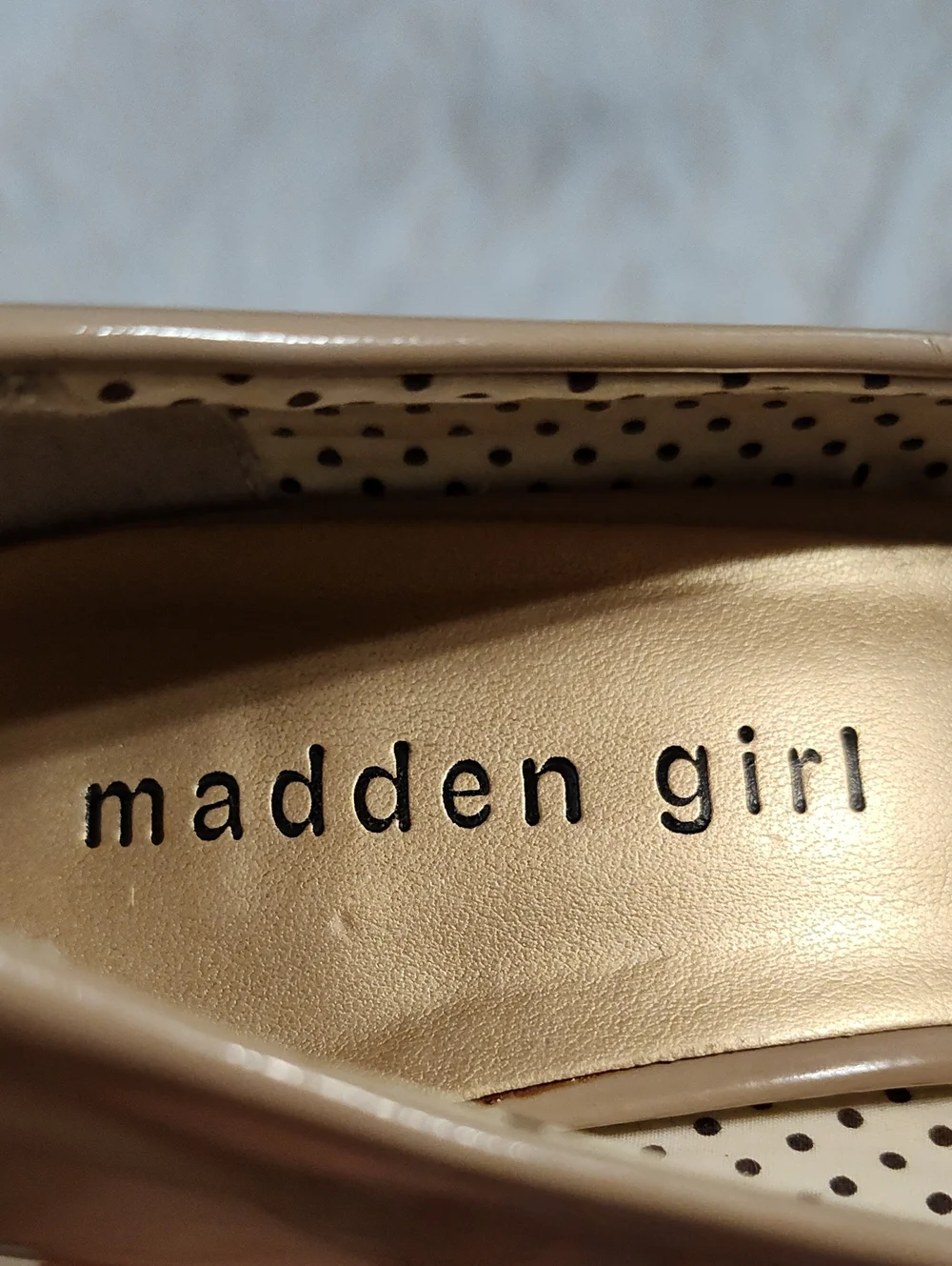 Madden Girl Getta Platform Pumps Nude Faux Patent Leather Dressy Heels Size 8½